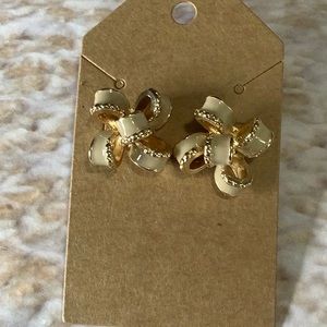 Bow Earrings